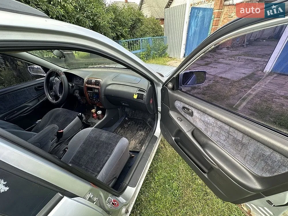 Mazda 626, 1998