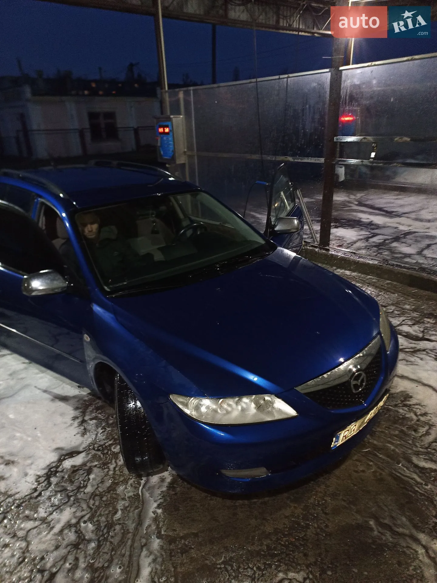 Mazda 6, 2002