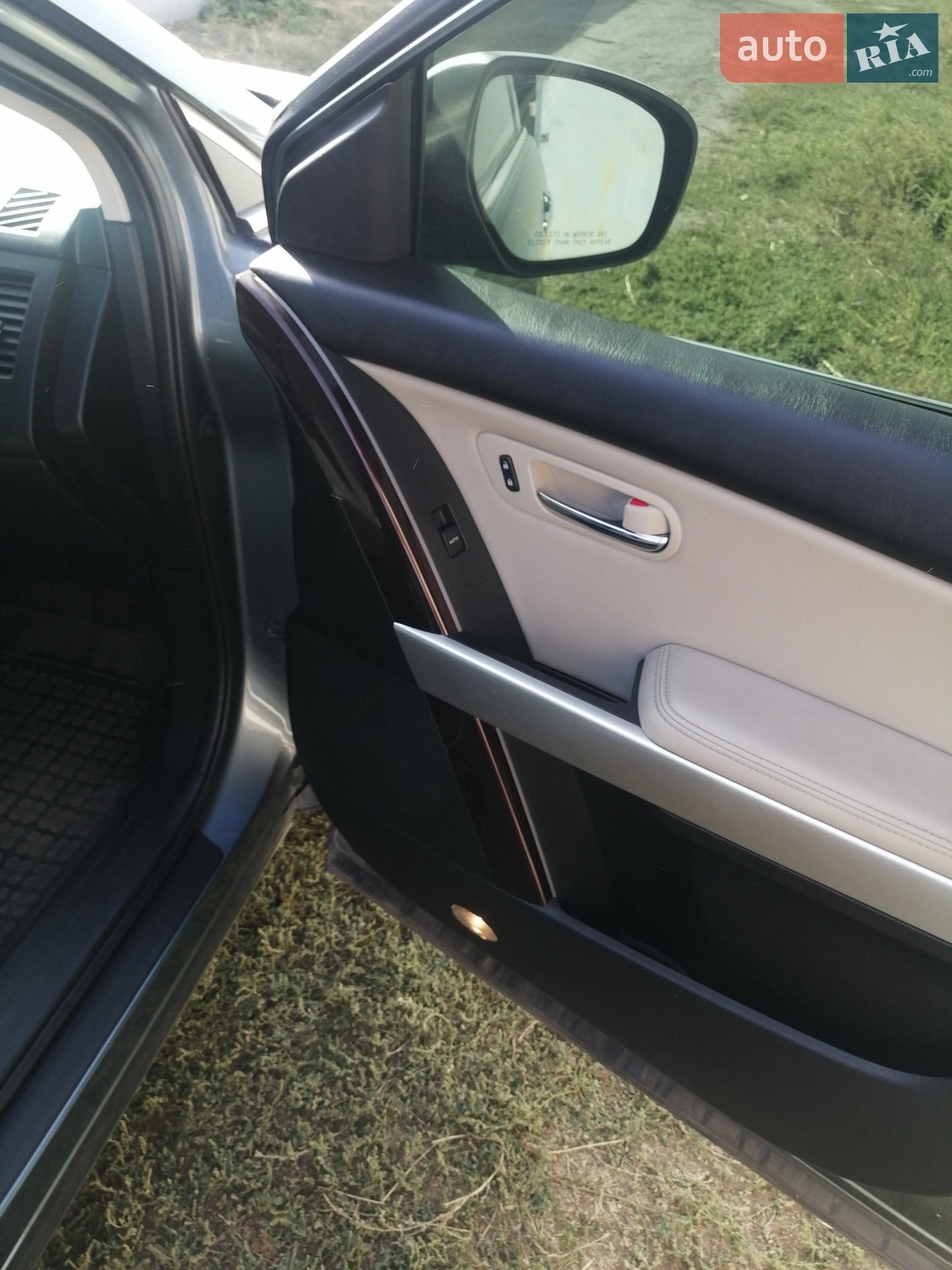Mazda CX-9, 2012