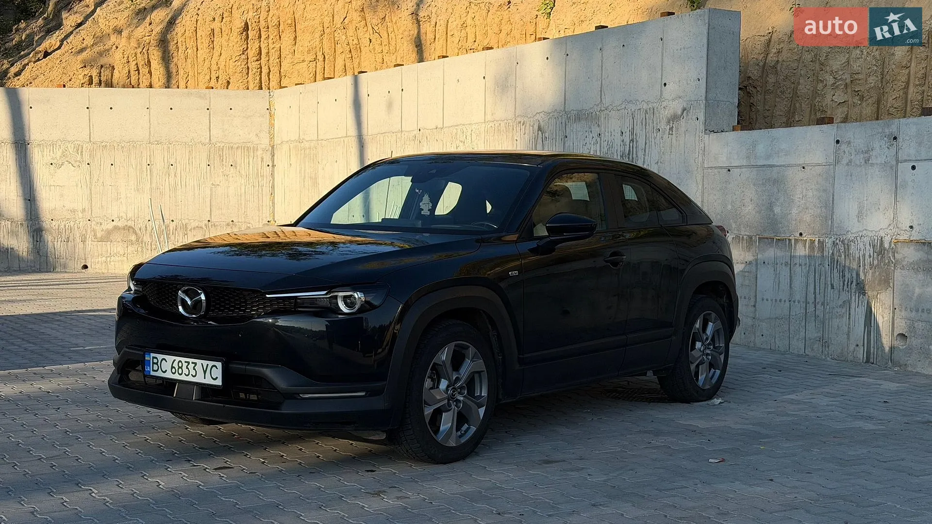 Mazda MX-30, 2022