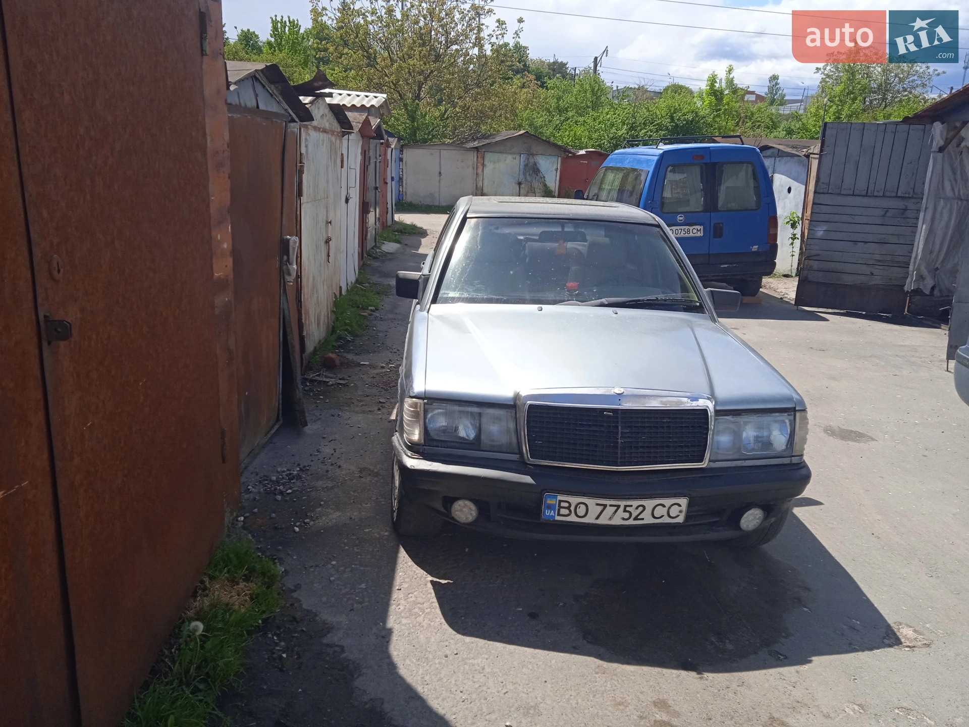 Mercedes-Benz 190, 1988