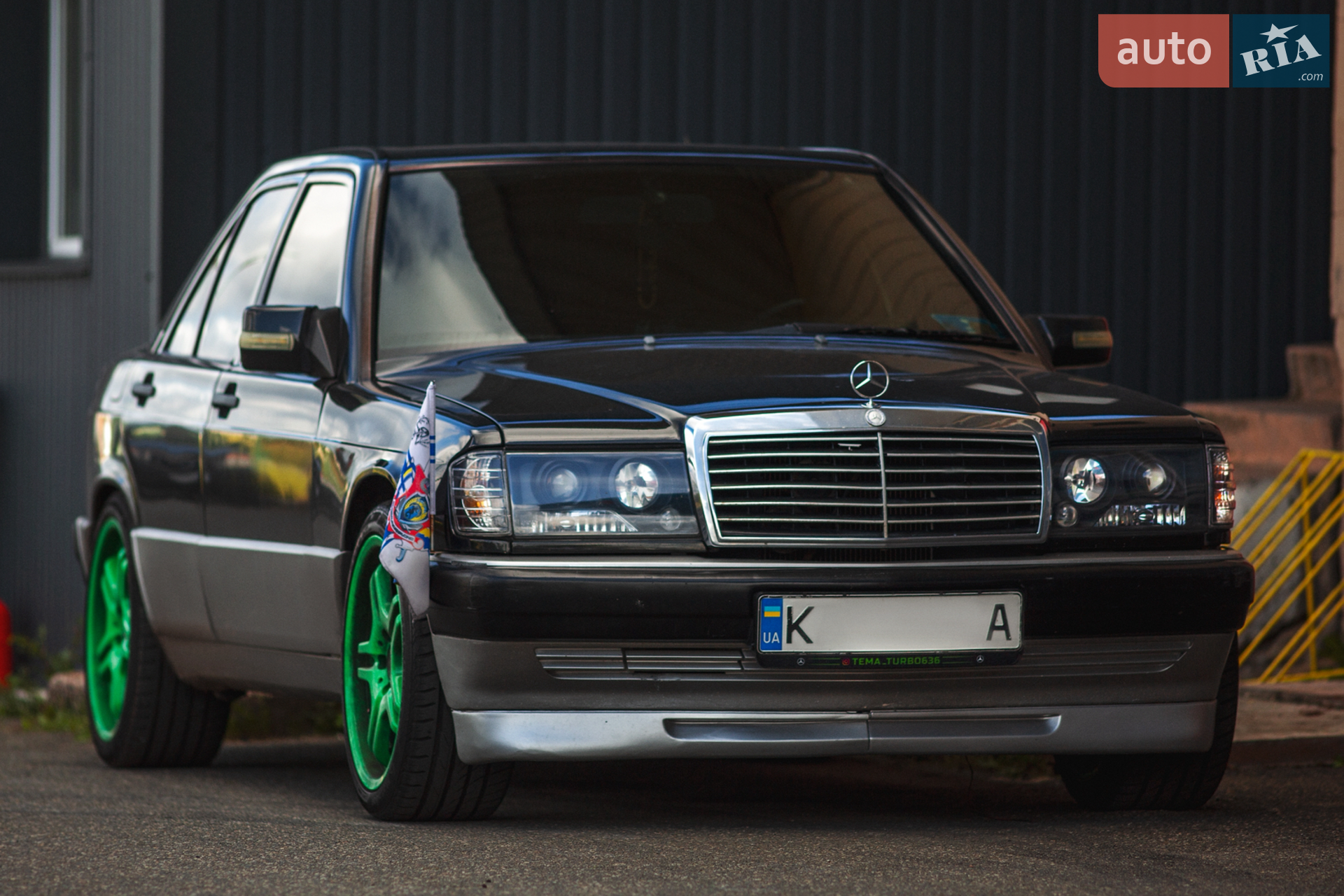 Mercedes-Benz 190, 1989