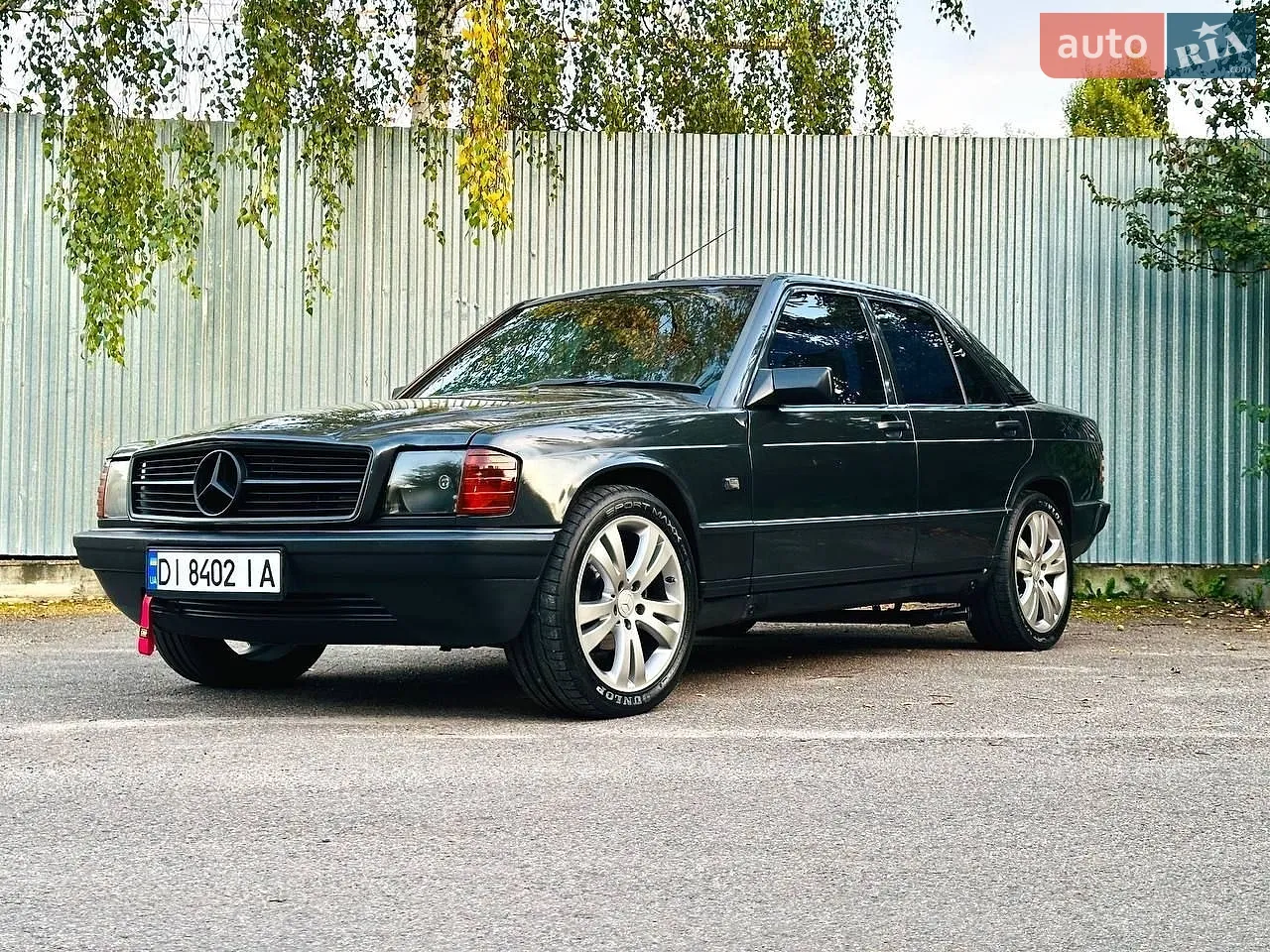 Mercedes-Benz 190, 1988