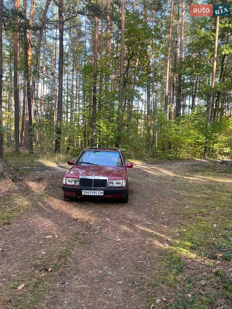 Mercedes-Benz 190, 1984