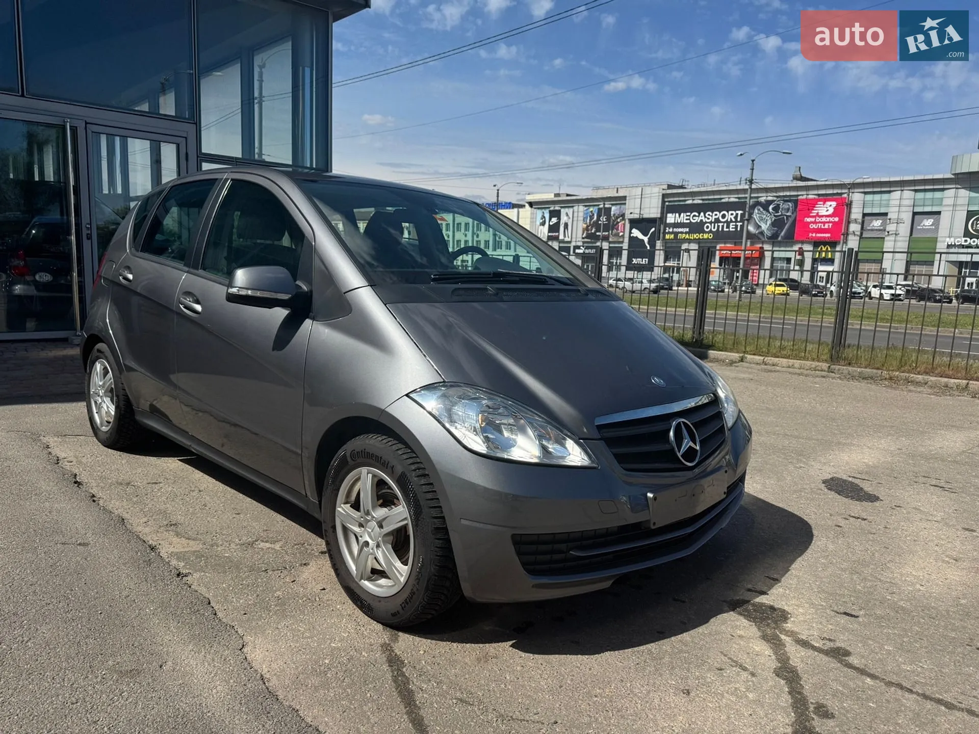 Mercedes-Benz A-Class, 2012