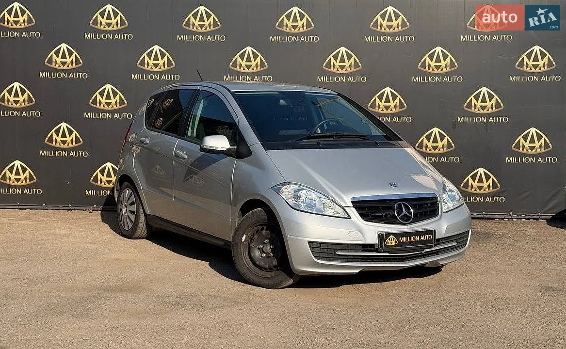 Mercedes-Benz A-Class, 2012