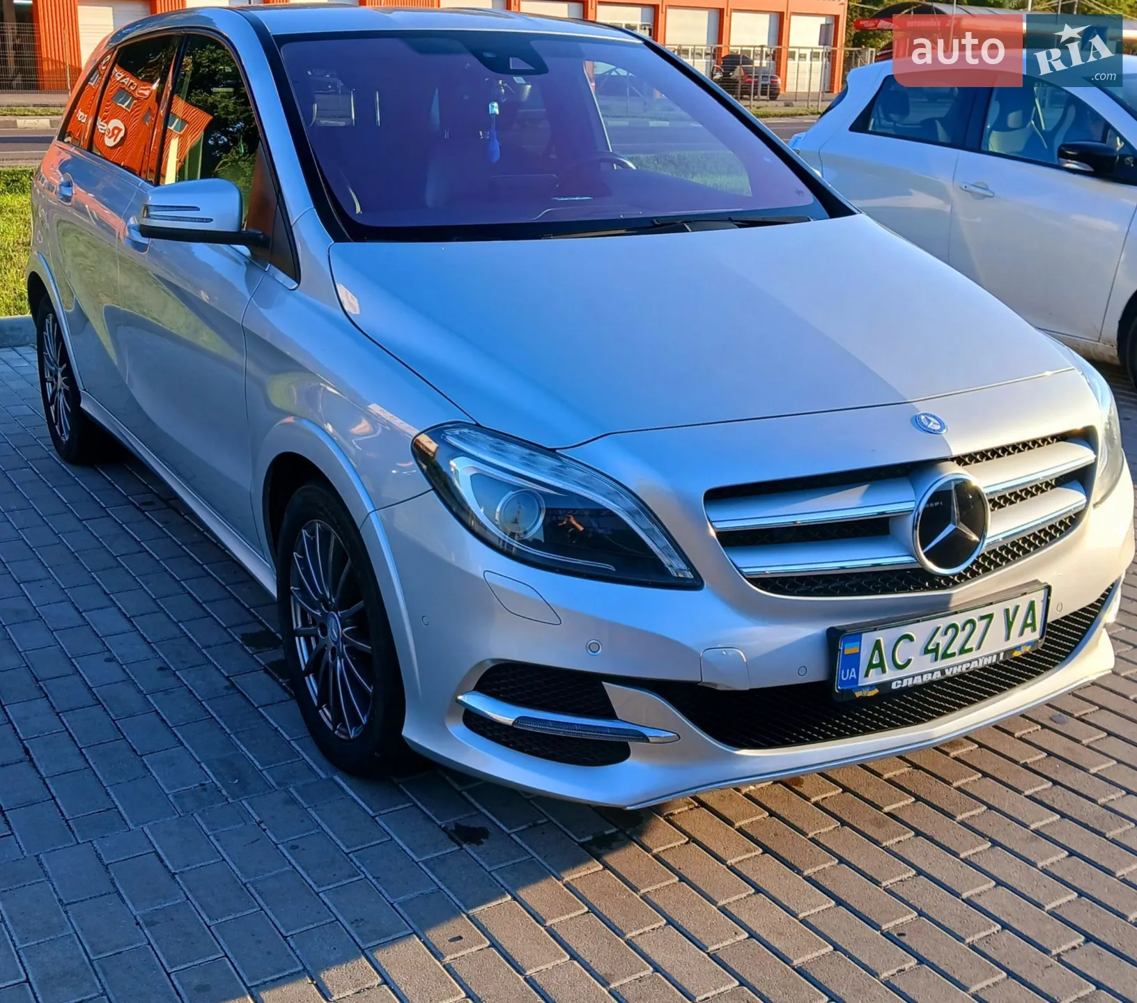 Mercedes-Benz B-Class, 2014