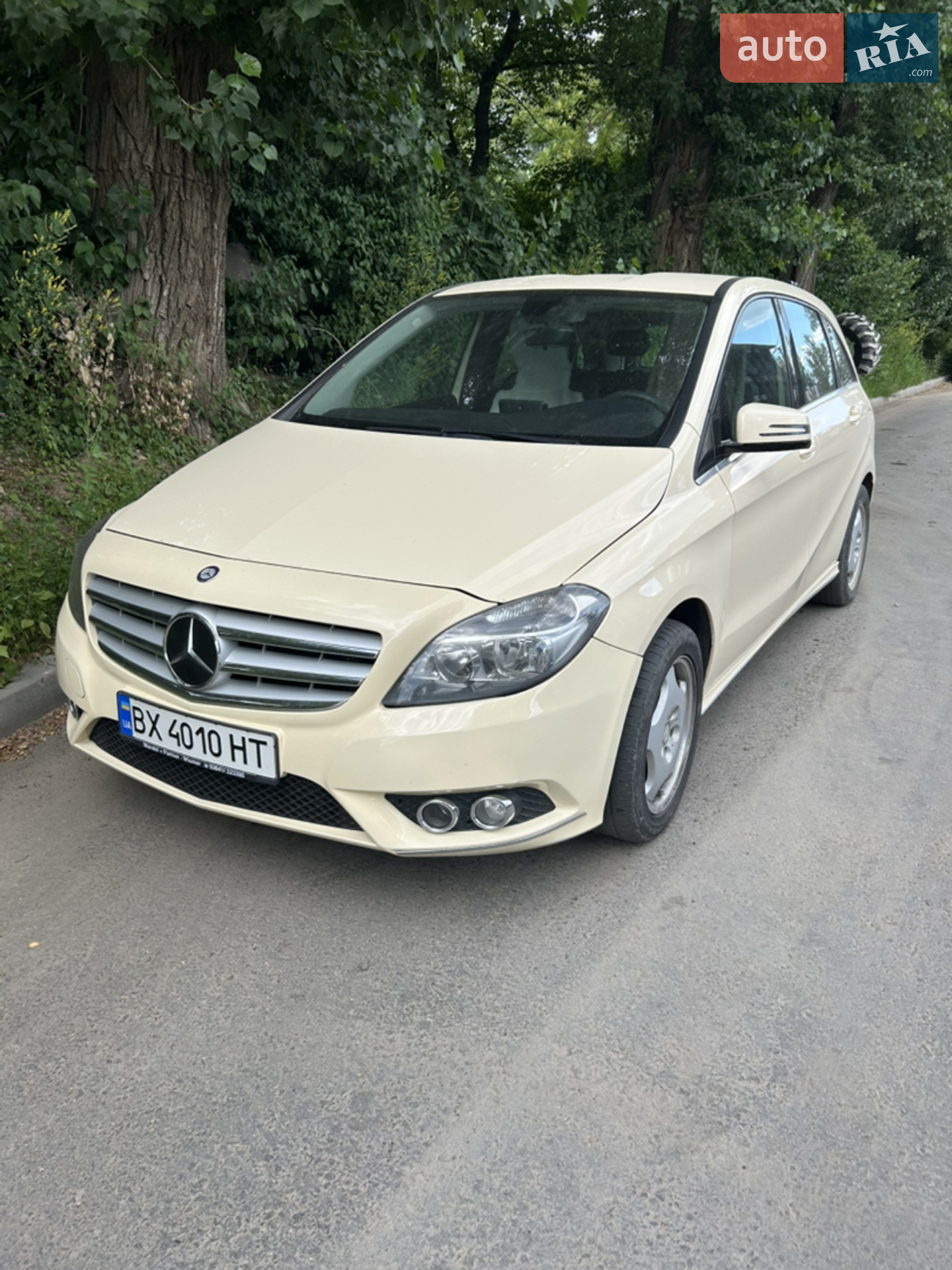 Mercedes-Benz B-Class, 2013