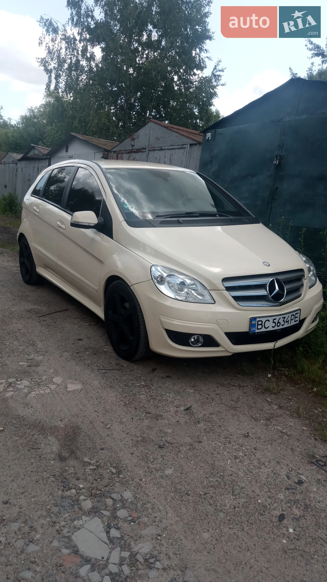 Mercedes-Benz B-Class, 2011
