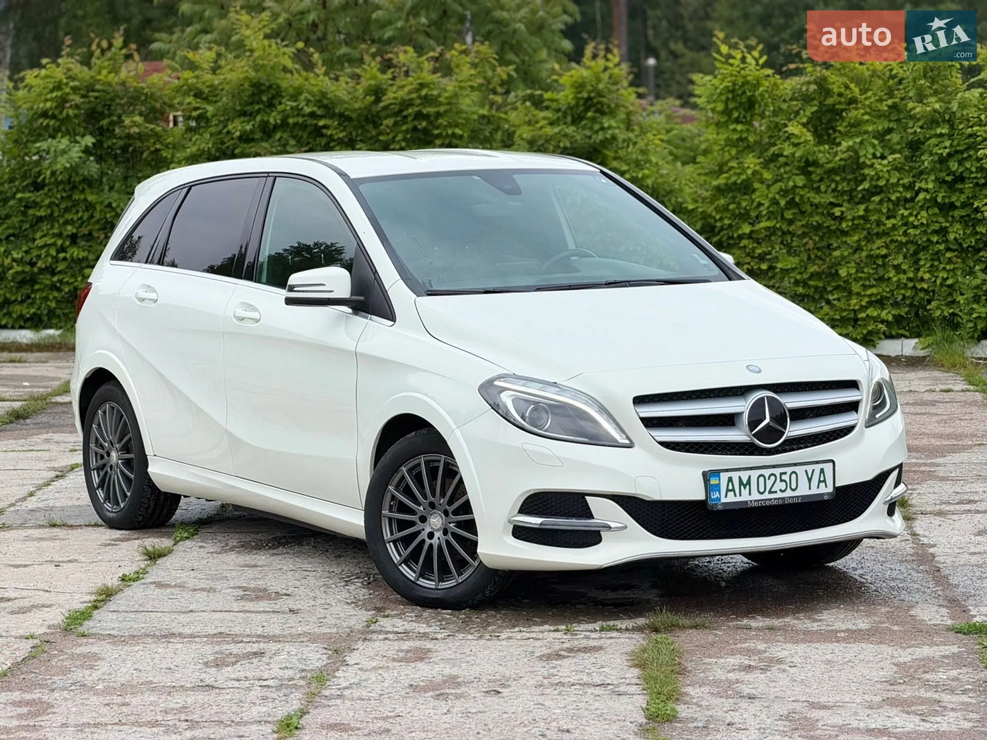 Mercedes-Benz B-Class, 2016