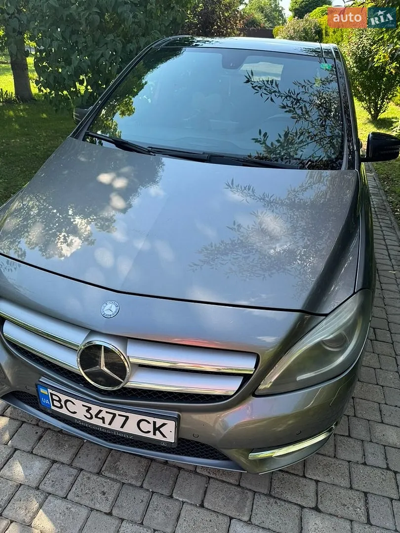 Mercedes-Benz B-Class, 2013