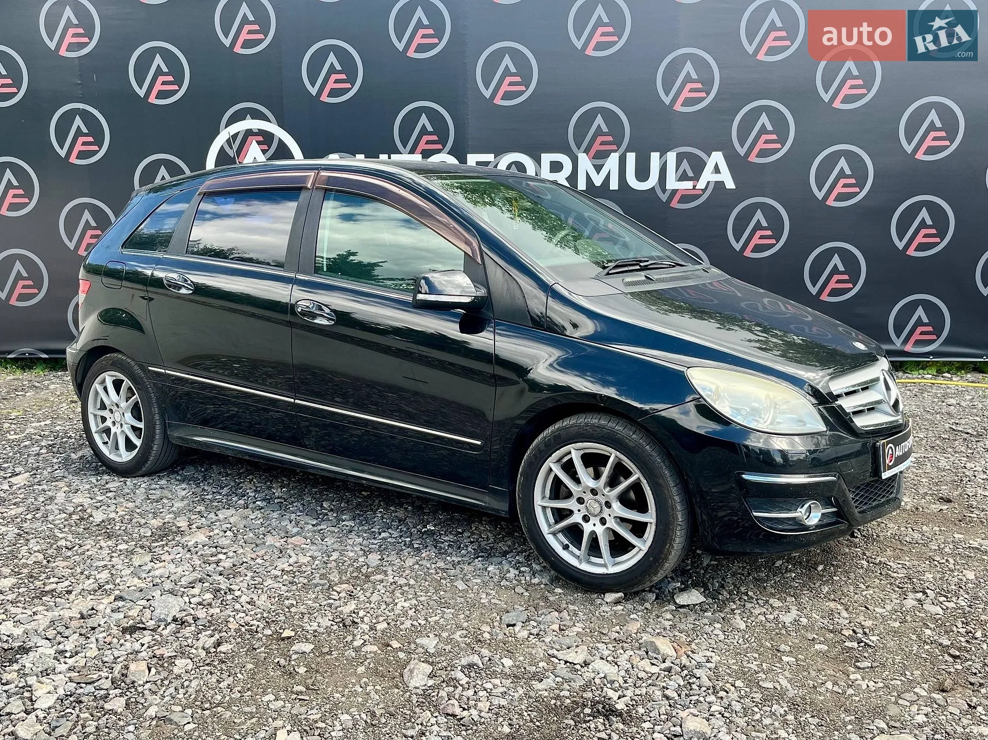Mercedes-Benz B-Class, 2010