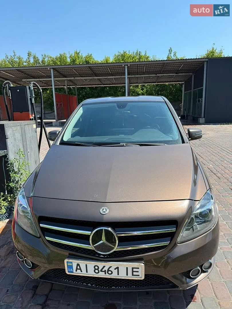 Mercedes-Benz B-Class, 2013