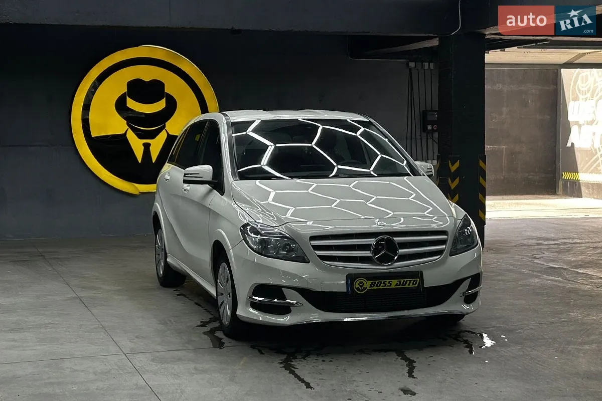 Mercedes-Benz B-Class, 2015