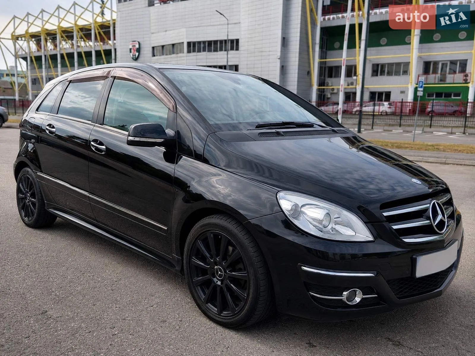 Mercedes-Benz B-Class, 2011