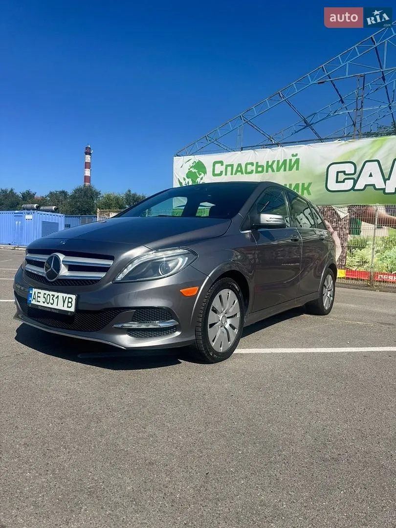 Mercedes-Benz B-Class, 2015