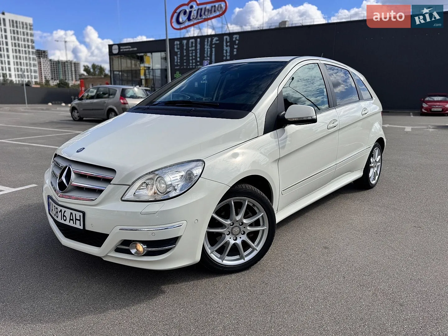 Mercedes-Benz B-Class, 2010
