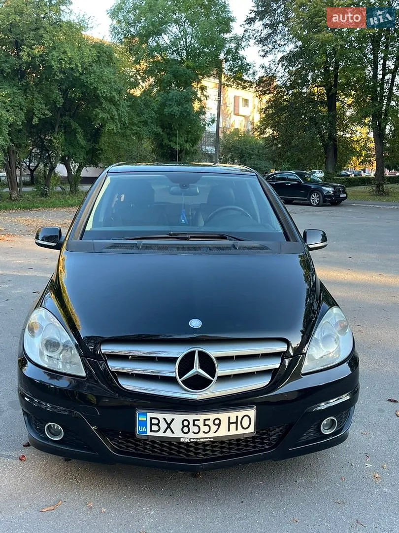 Mercedes-Benz B-Class, 2011