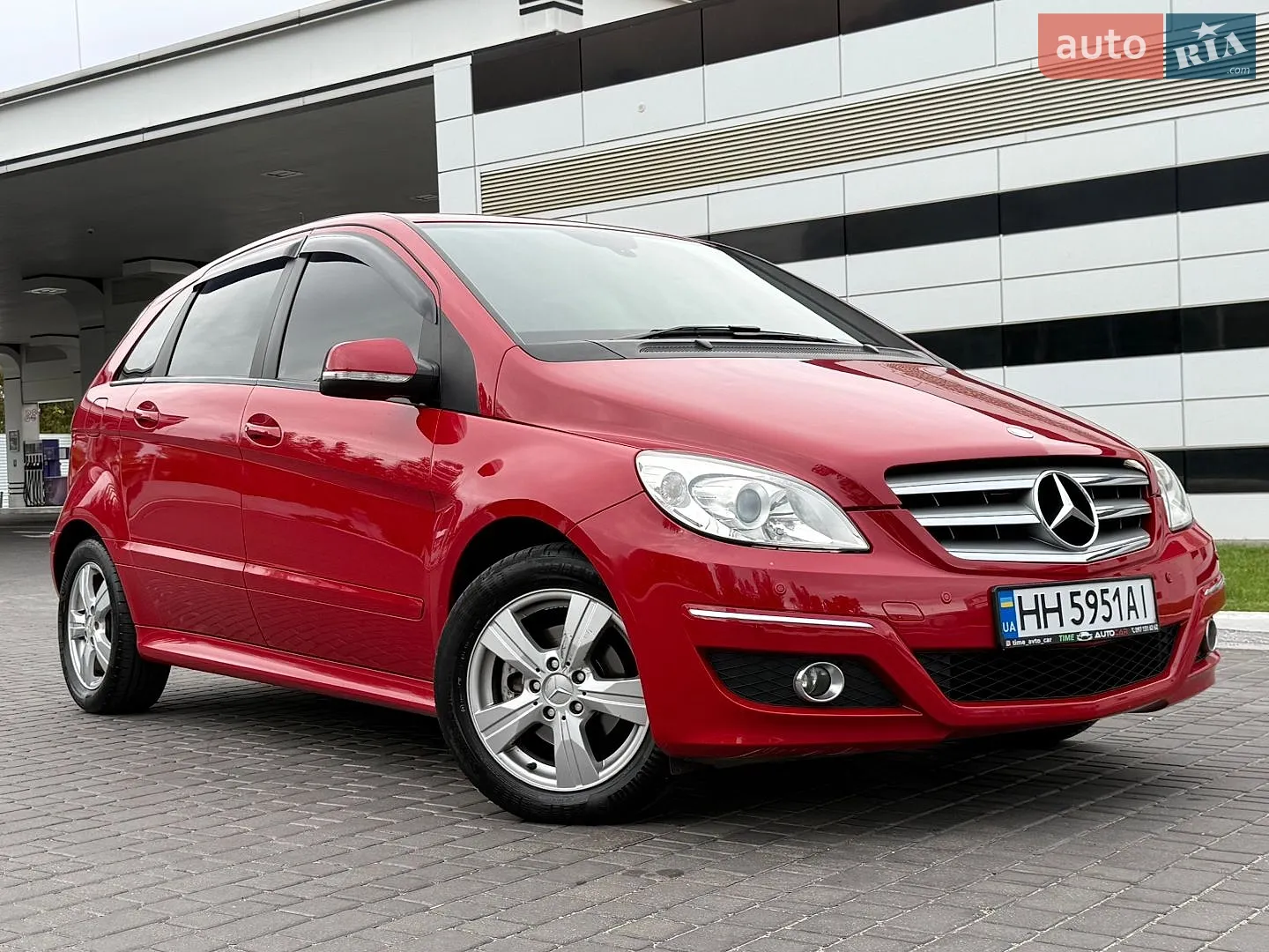 Mercedes-Benz B-Class, 2011