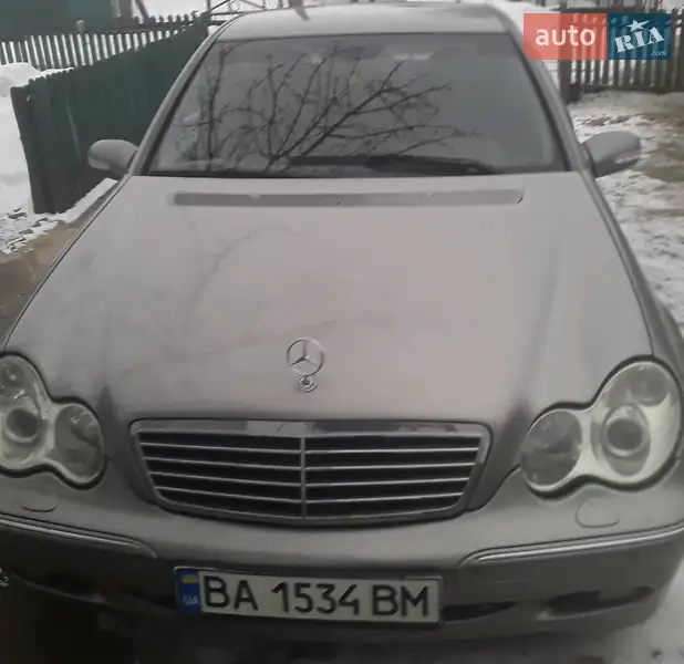 Mercedes-Benz C-Class, 2004