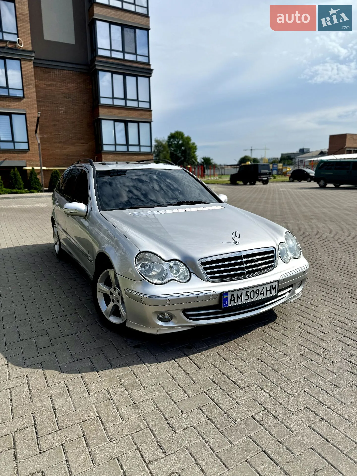 Mercedes-Benz C-Class, 2004