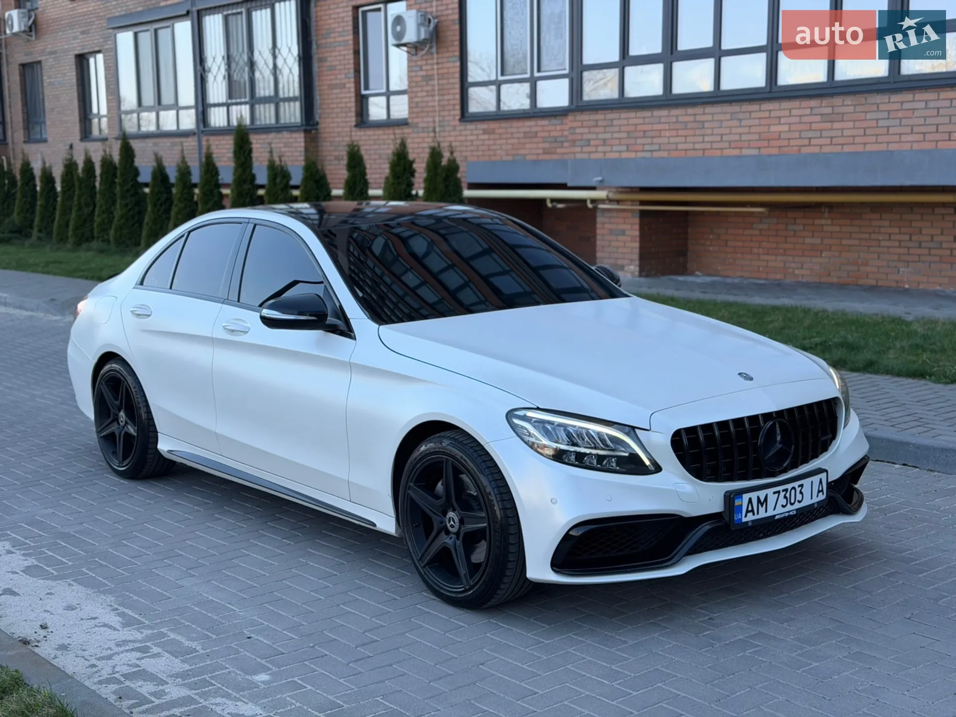 Mercedes-Benz C-Class, 2015