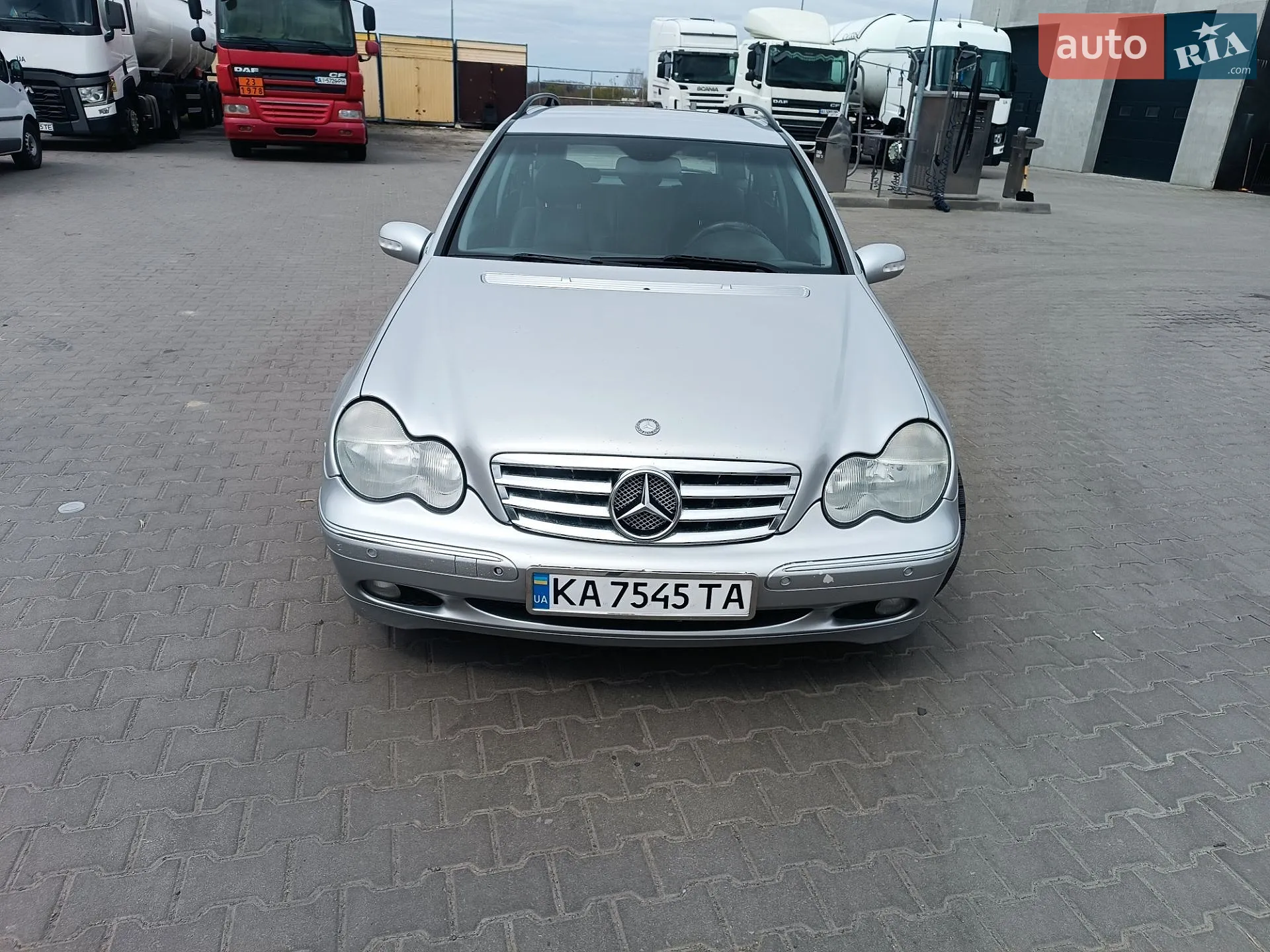 Mercedes-Benz C-Class, 2004
