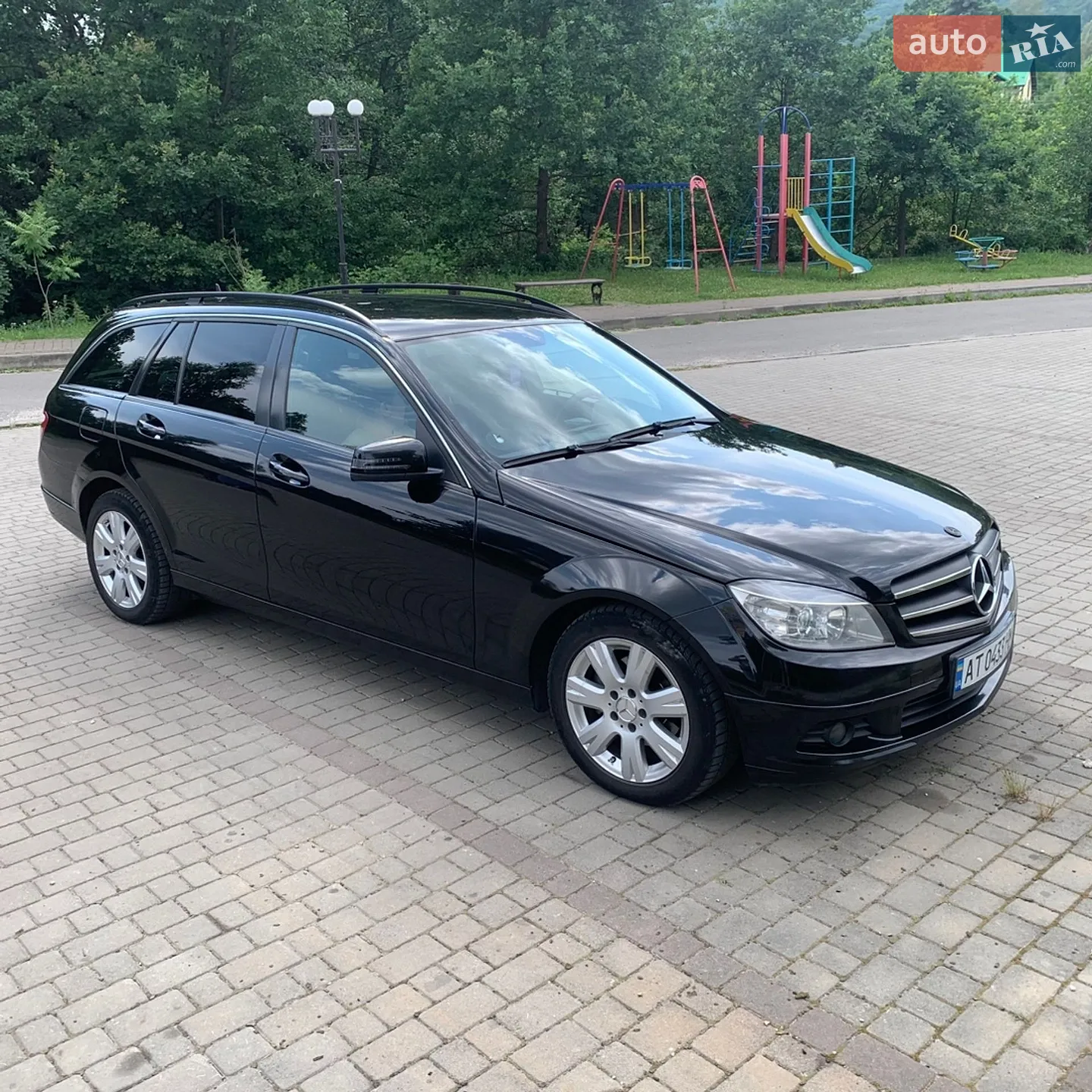 Mercedes-Benz C-Class, 2010