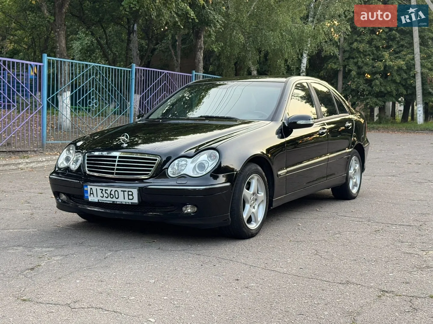 Mercedes-Benz C-Class, 2005