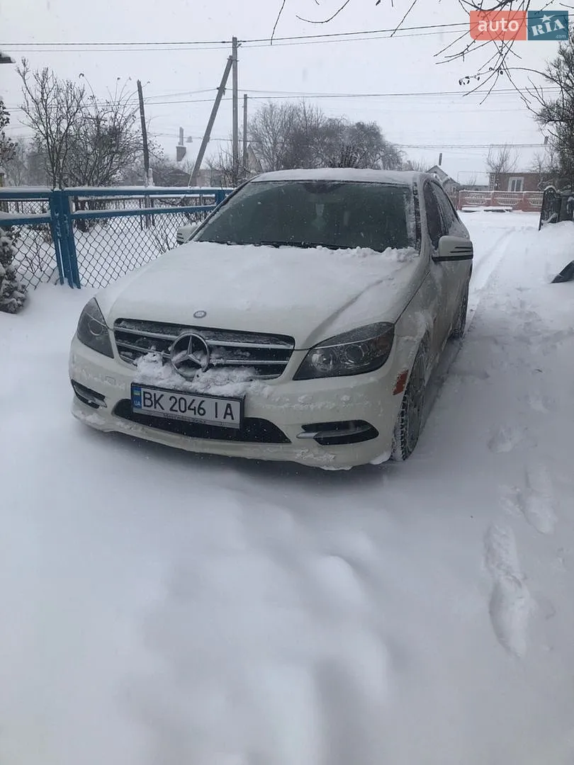Mercedes-Benz C-Class, 2011