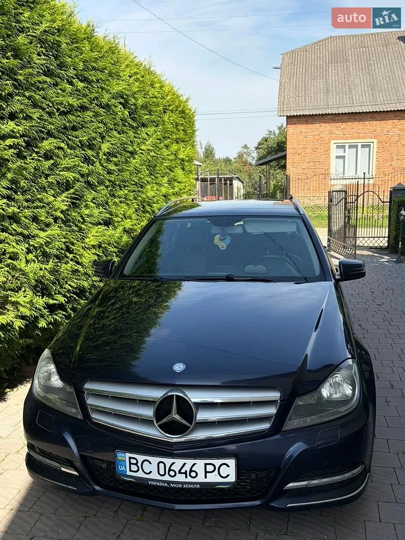 Mercedes-Benz C-Class, 2011