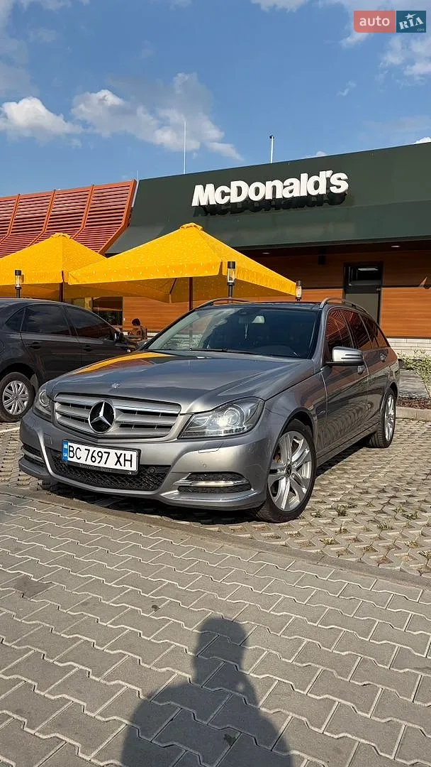 Mercedes-Benz C-Class, 2011