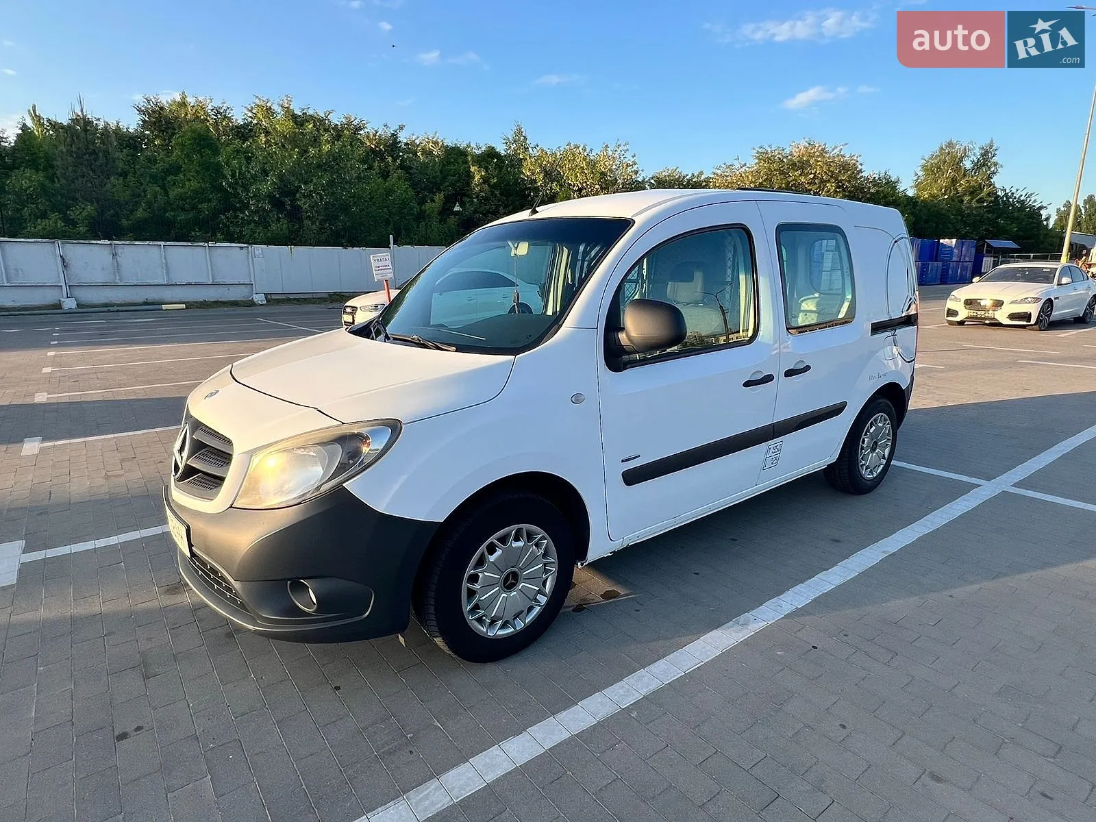 Mercedes-Benz Citan, 2013