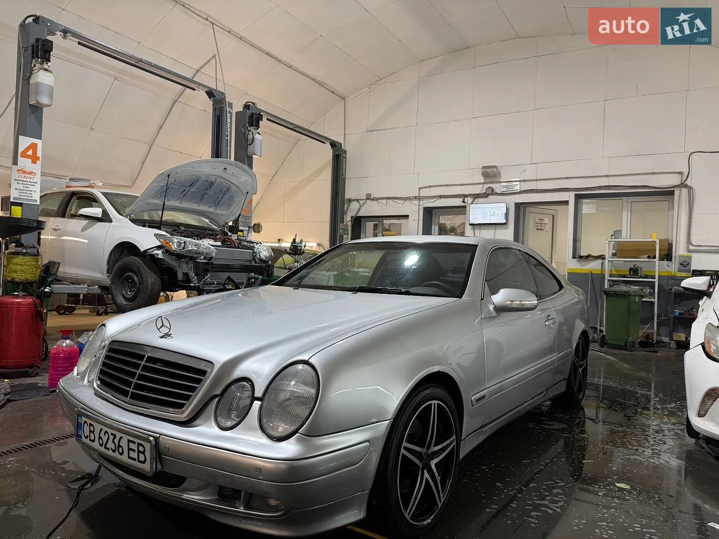 Mercedes-Benz CLK-Class, 2001