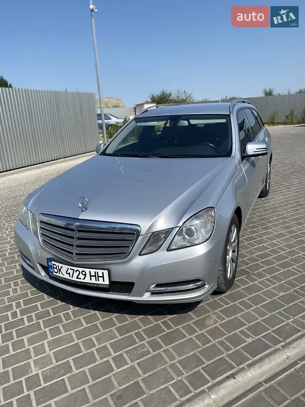 Mercedes-Benz E-Class, 2012
