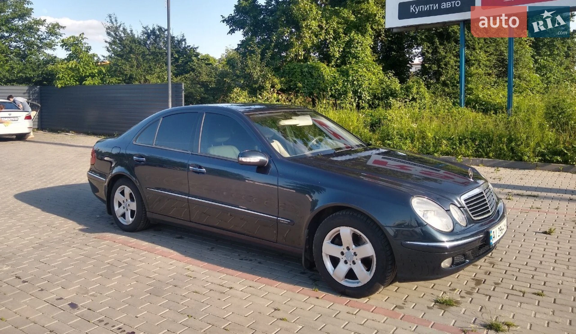 Mercedes-Benz E-Class, 2004