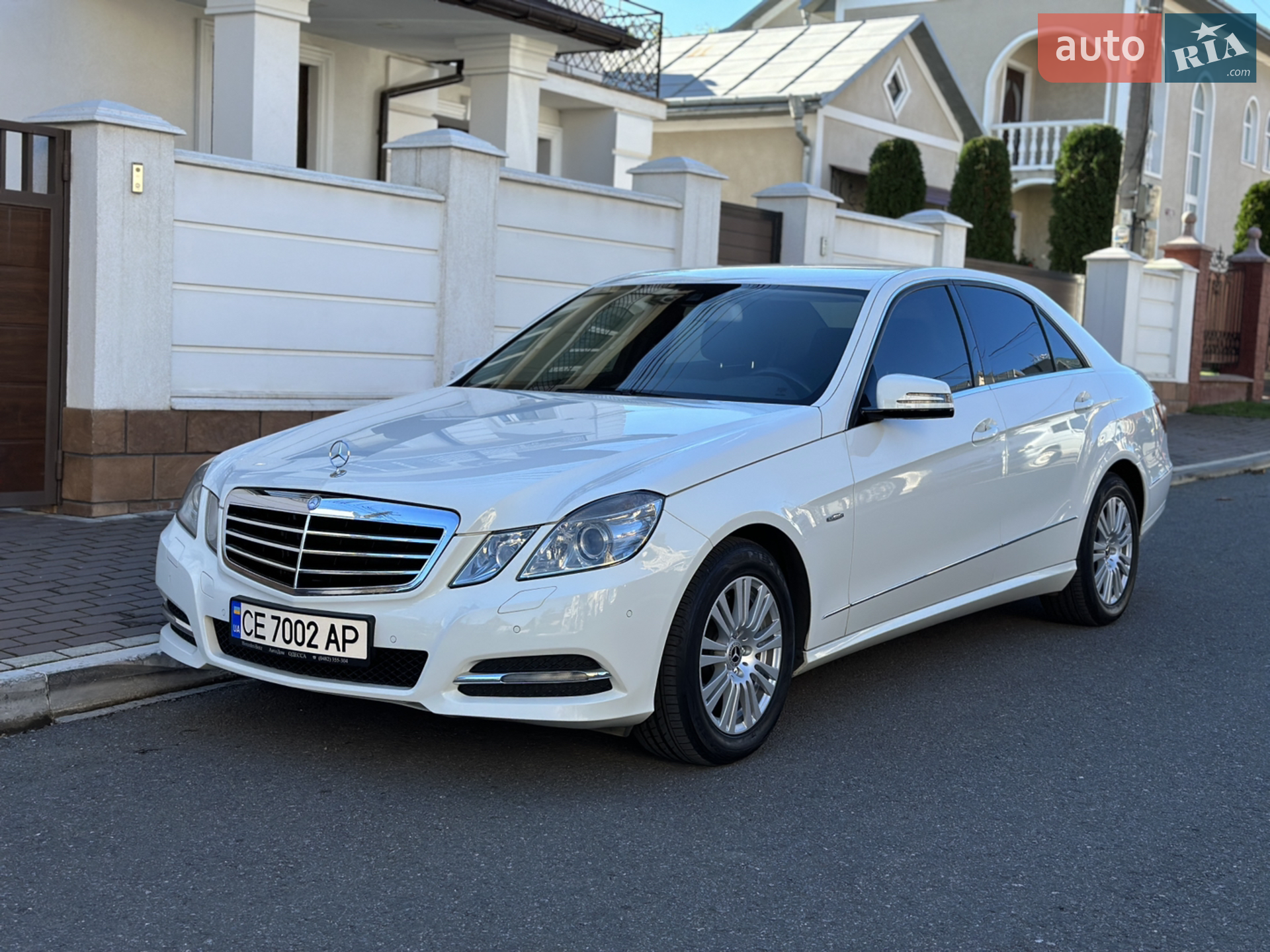 Mercedes-Benz E-Class, 2010