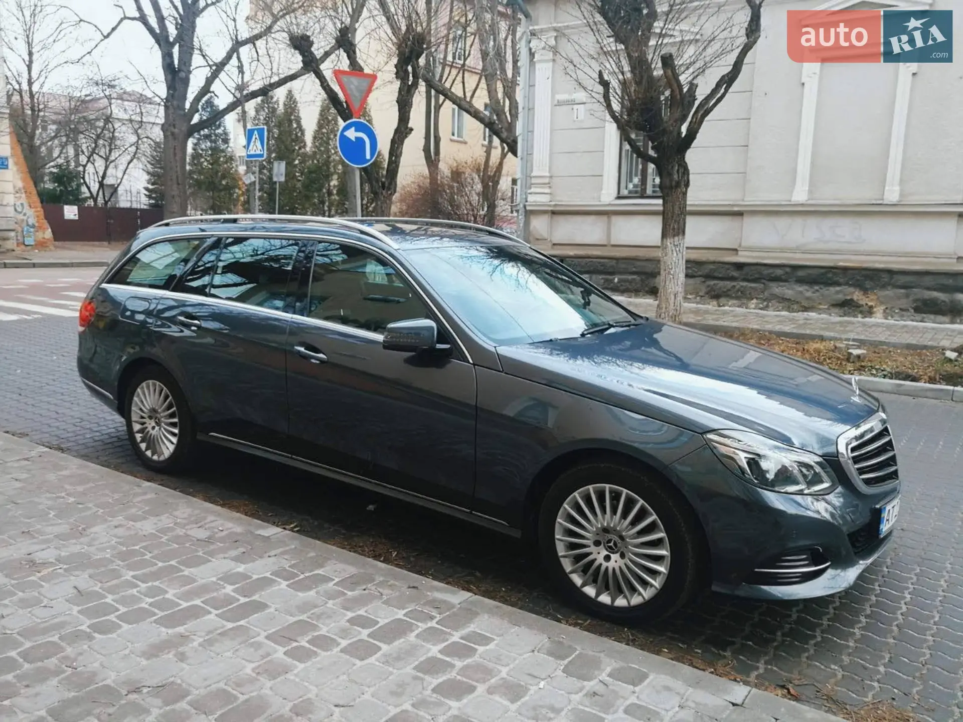Mercedes-Benz E-Class, 2013