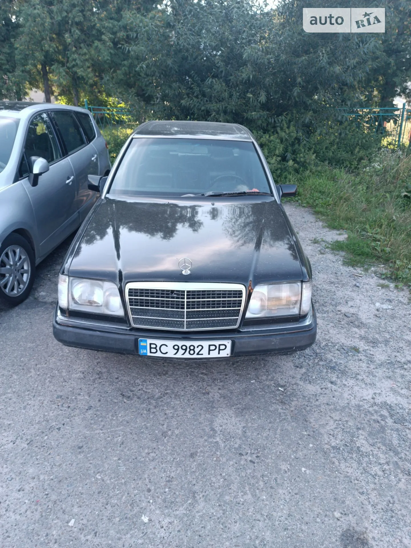 Mercedes-Benz E-Class, 1992