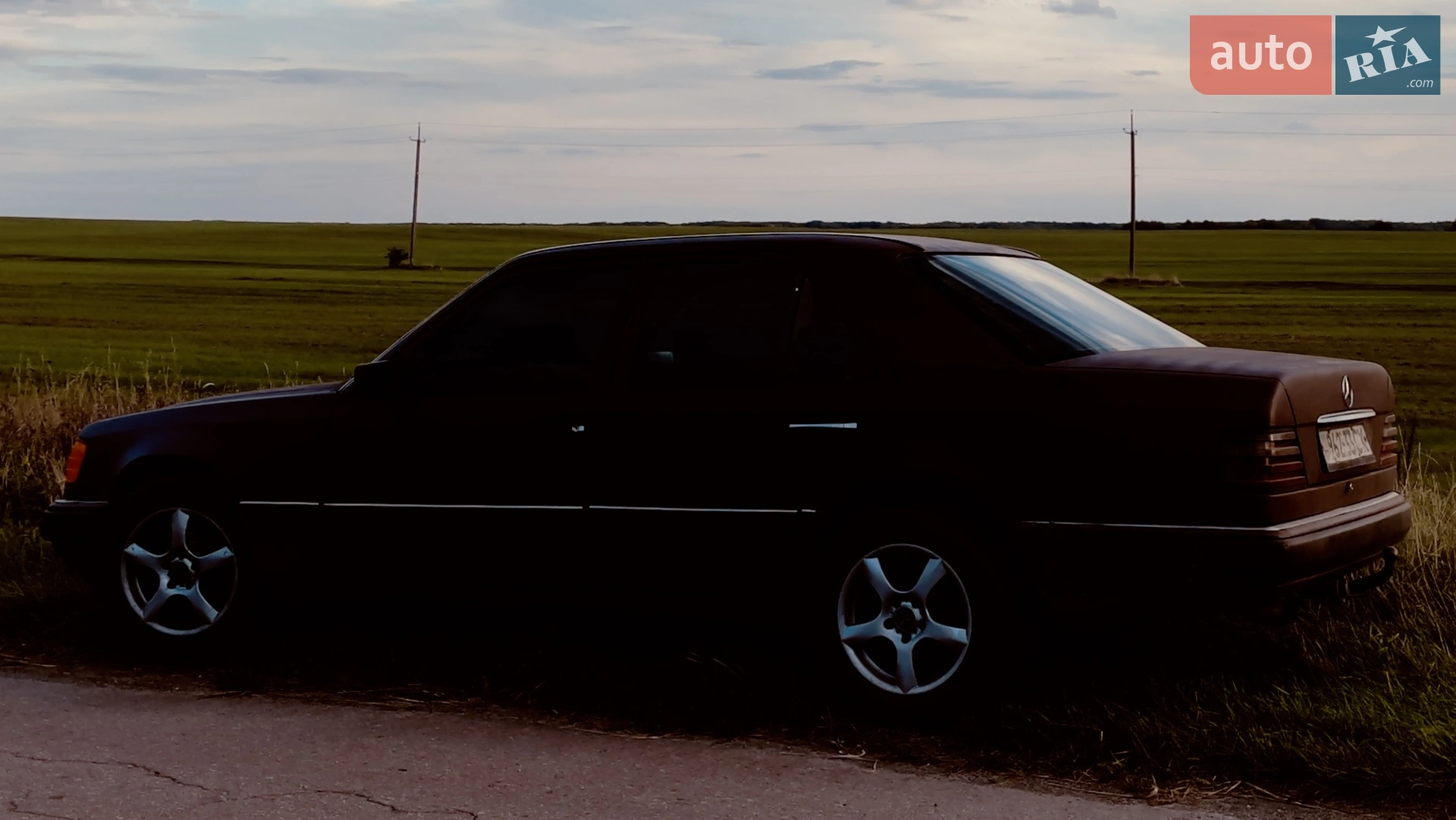 Mercedes-Benz E-Class, 1992