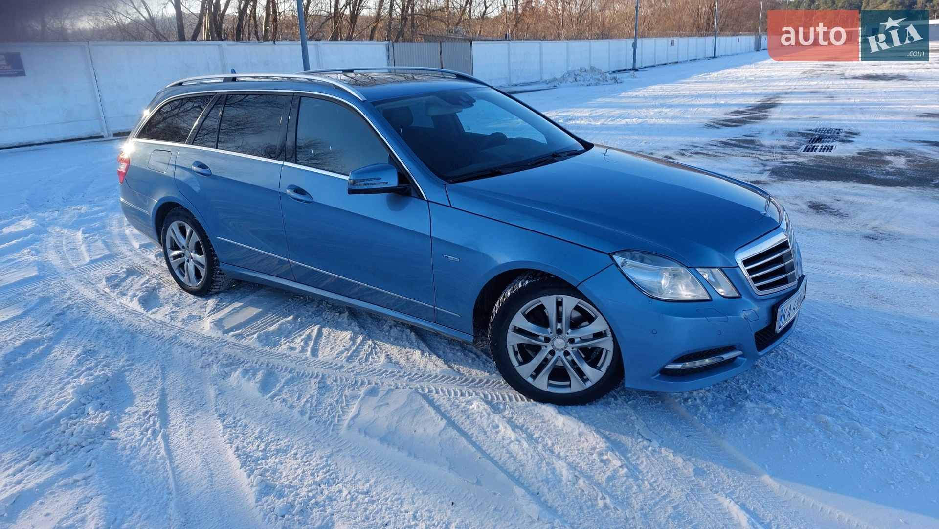 Mercedes-Benz E-Class, 2011