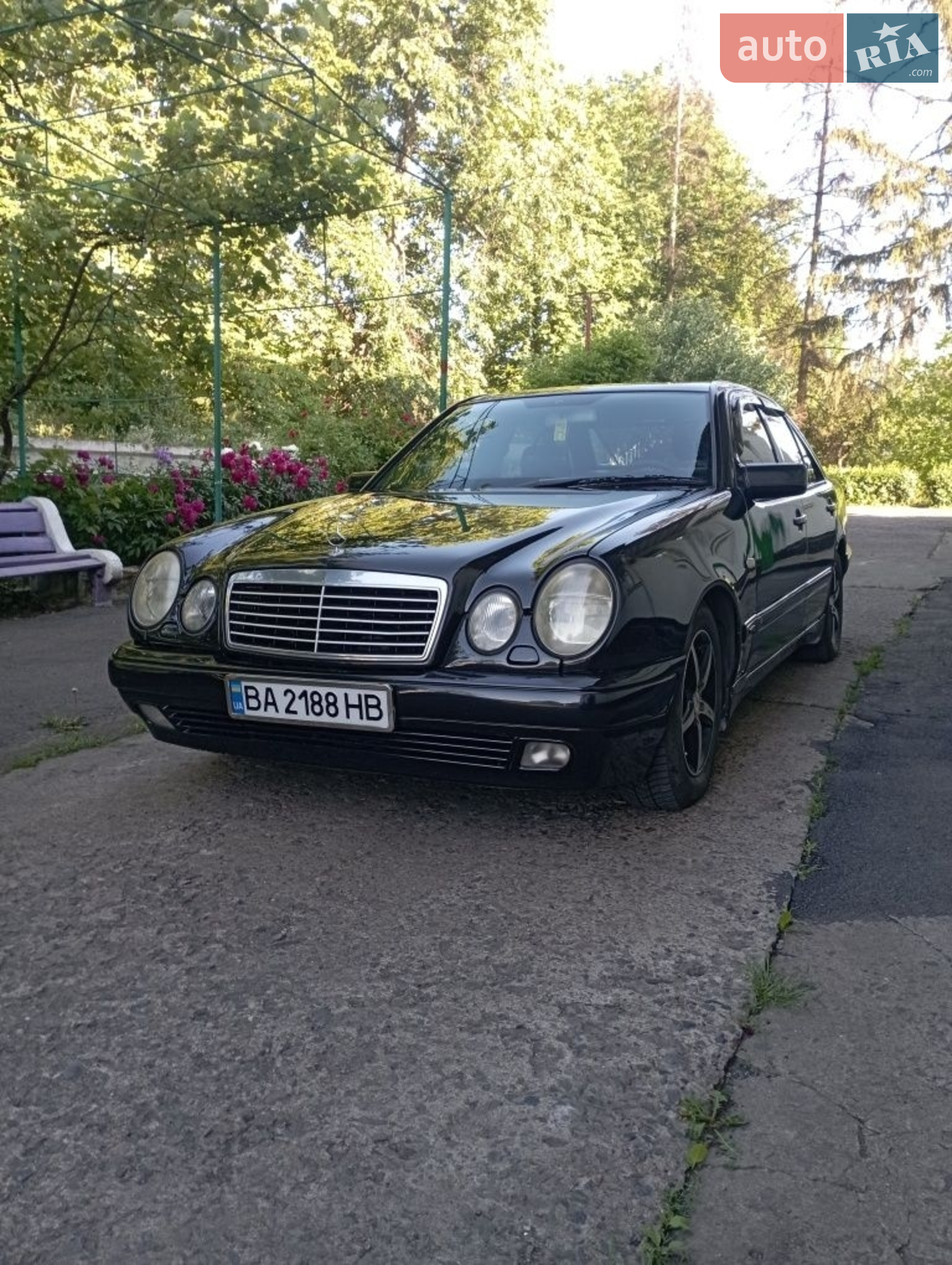 Mercedes-Benz E-Class, 1998