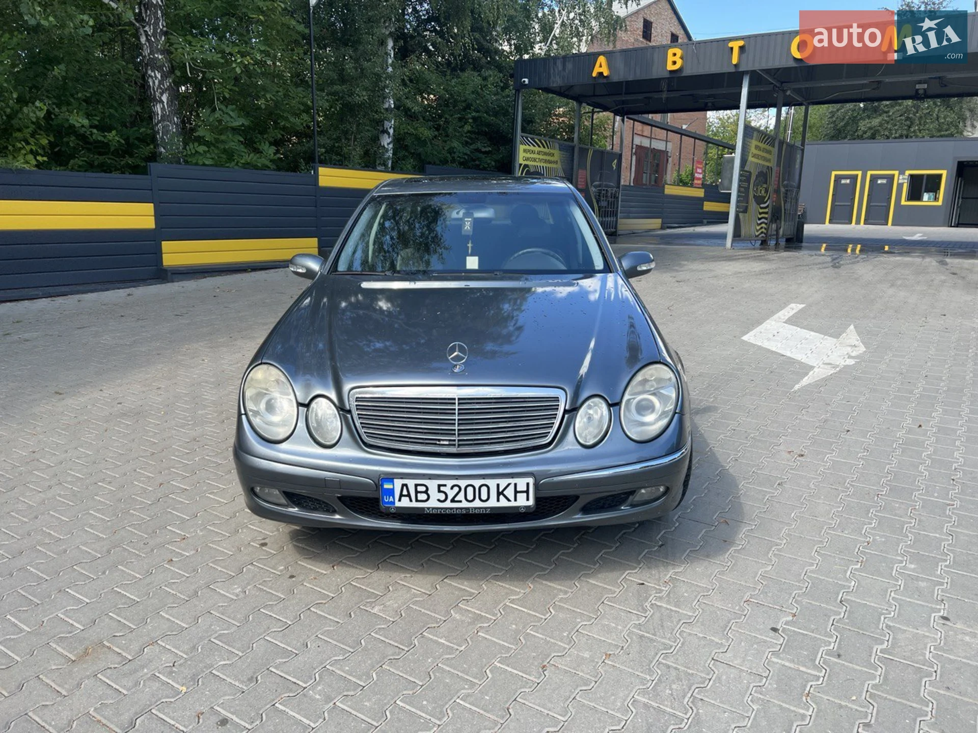 Mercedes-Benz E-Class, 2004