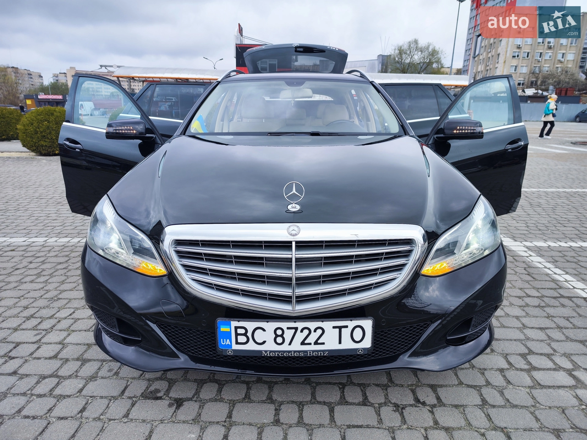Mercedes-Benz E-Class, 2016