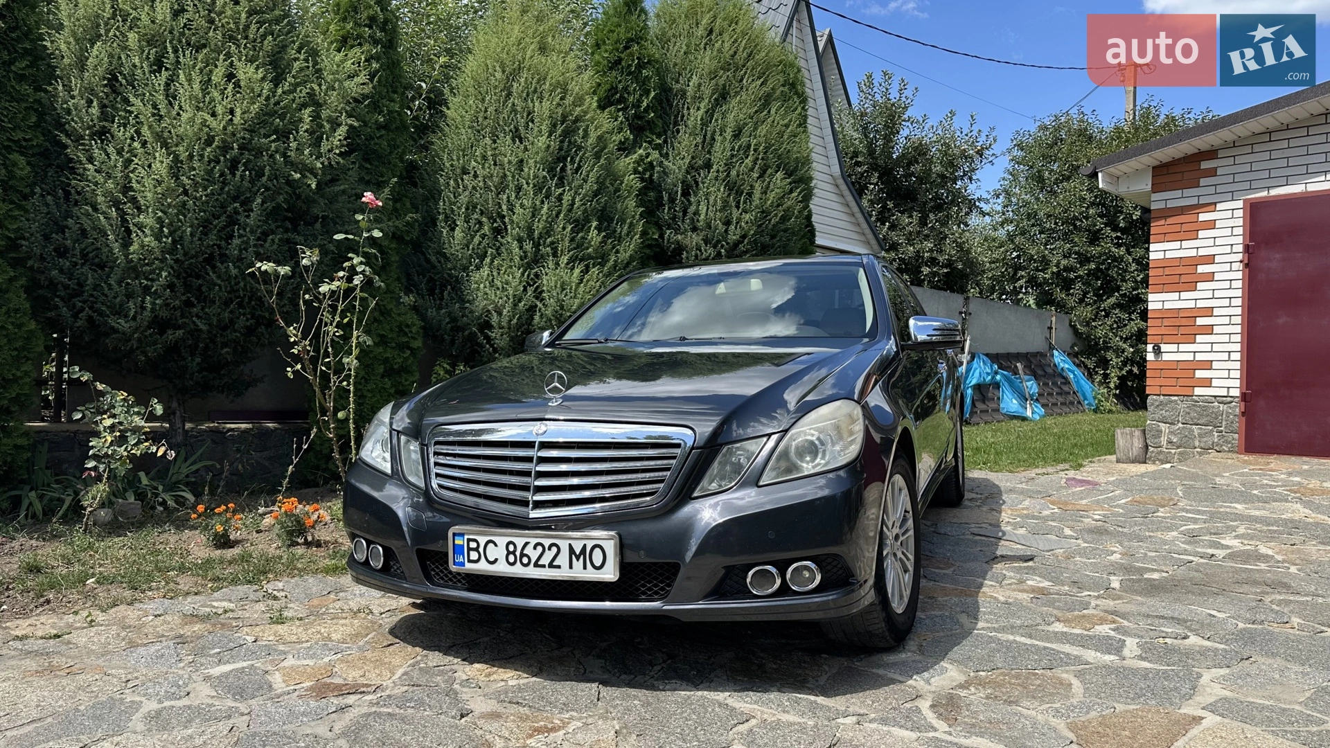 Mercedes-Benz E-Class, 2011