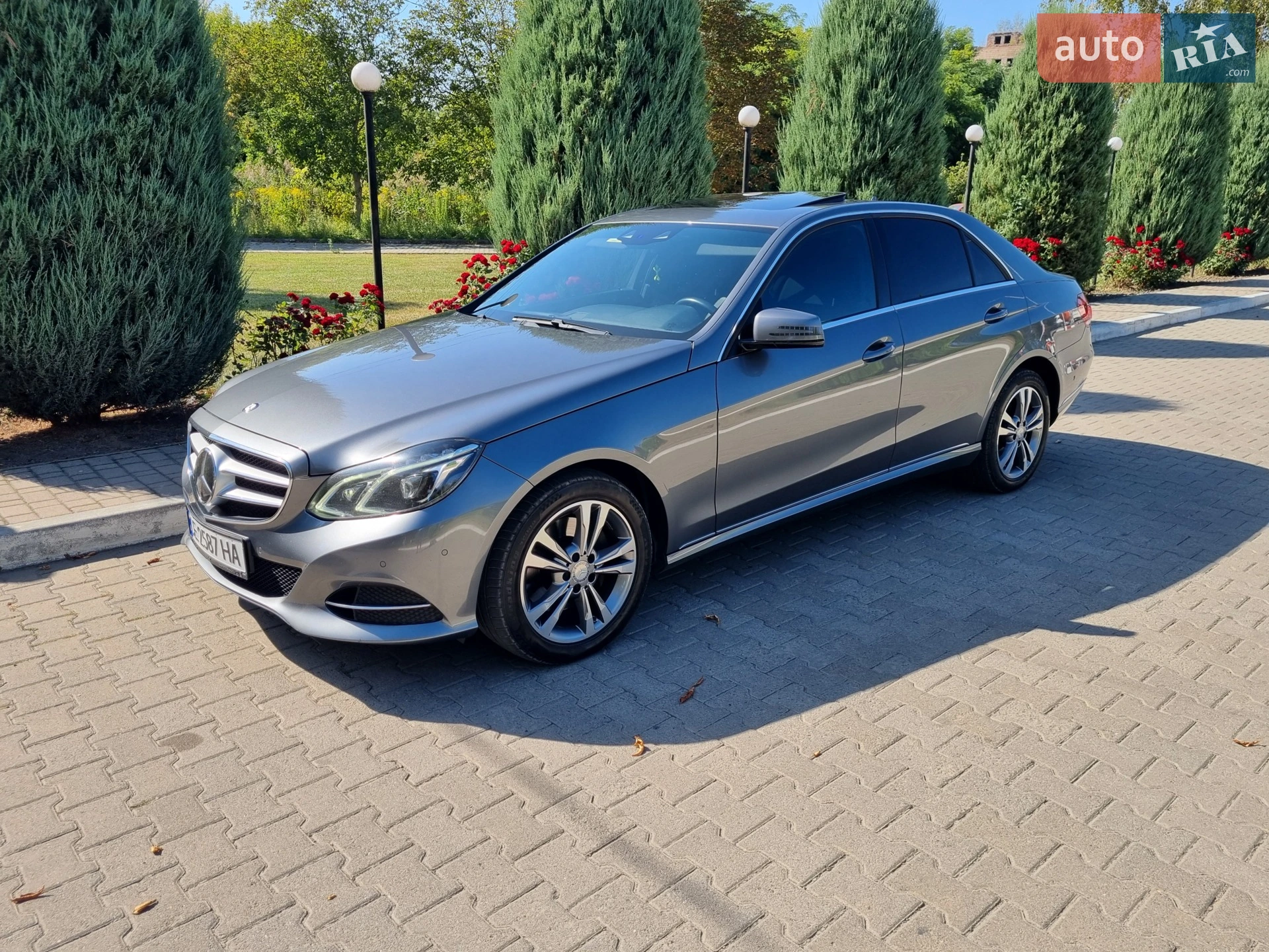 Mercedes-Benz E-Class, 2015