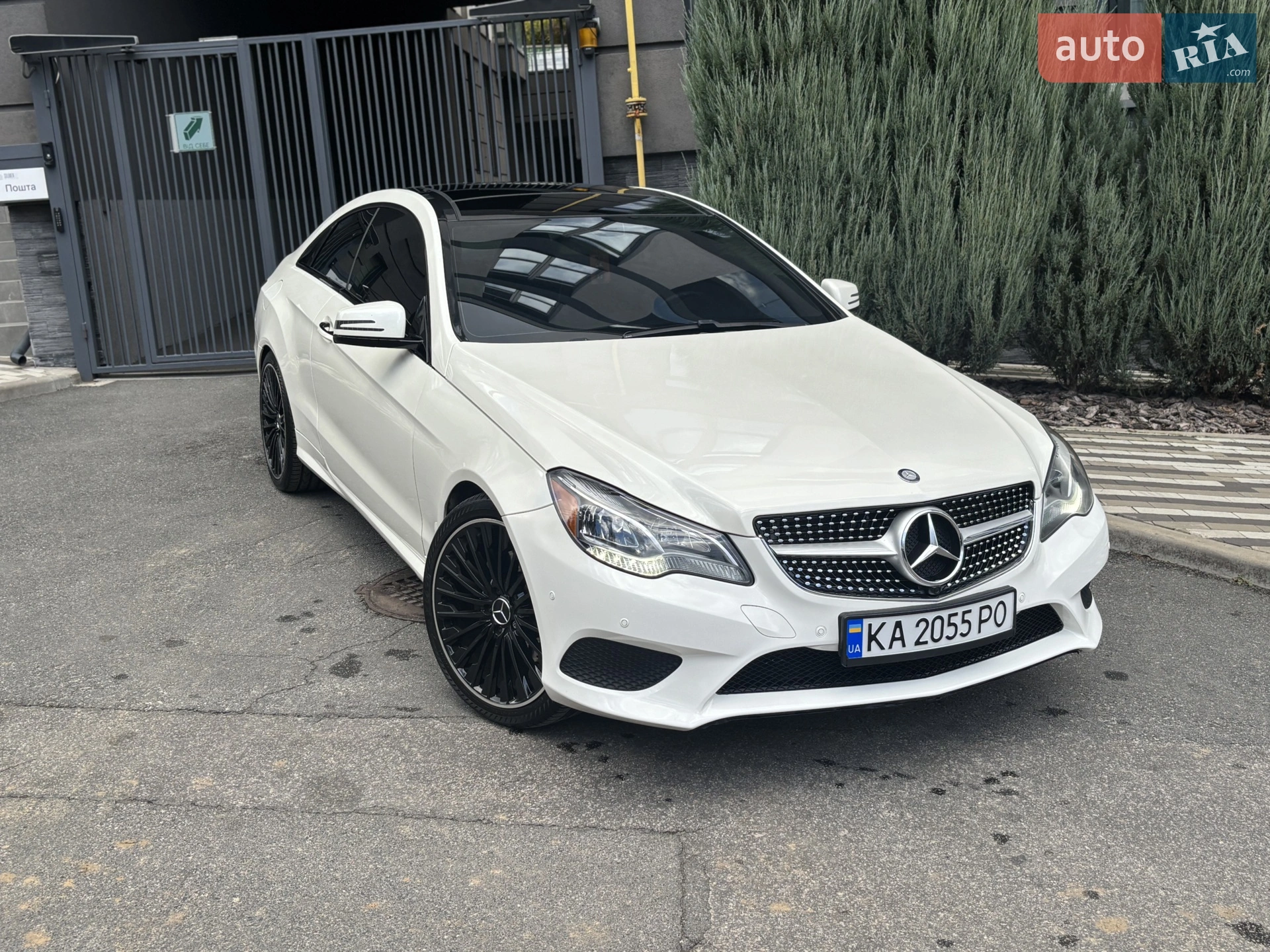 Mercedes-Benz E-Class, 2016