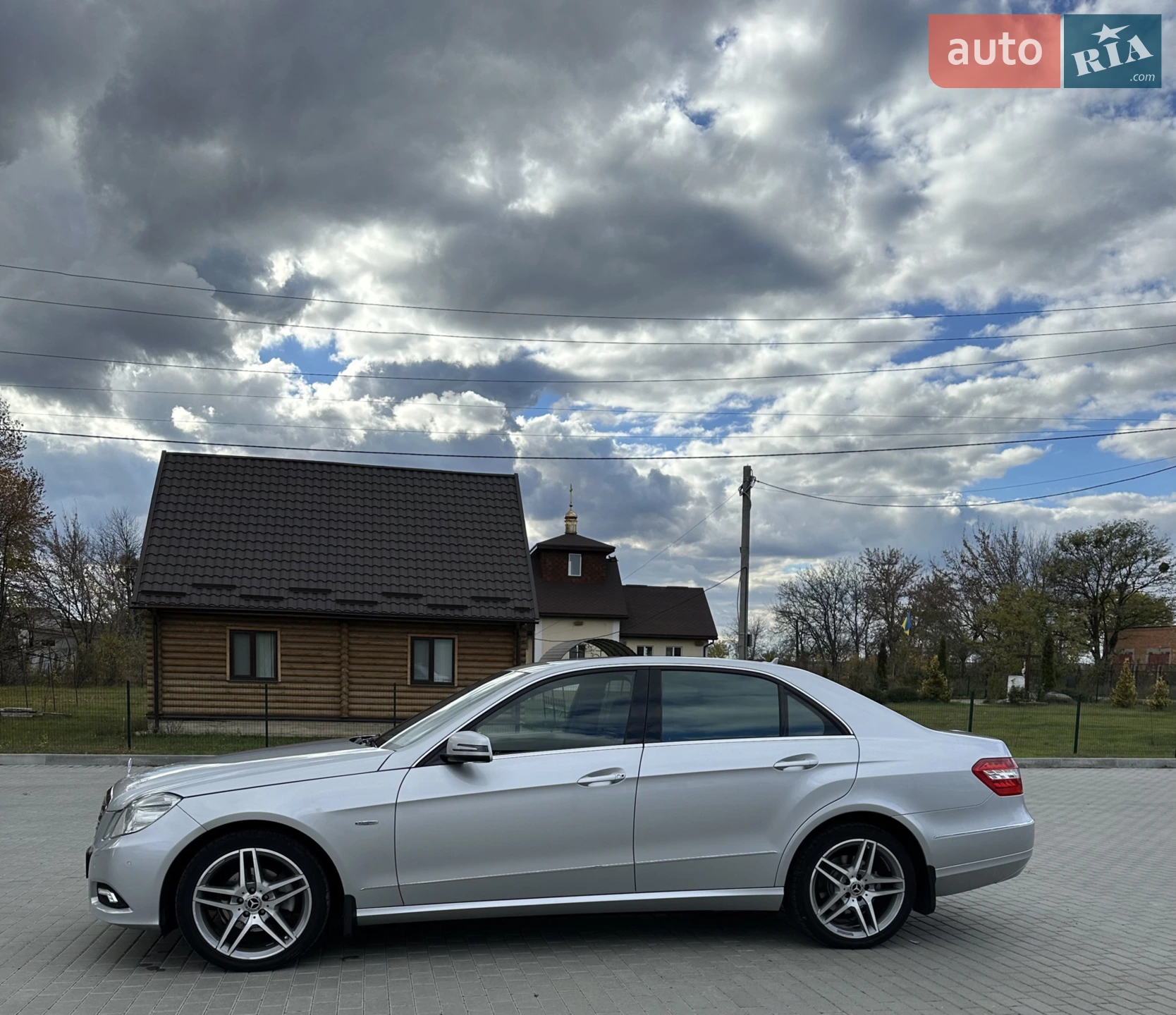 Mercedes-Benz E-Class, 2010