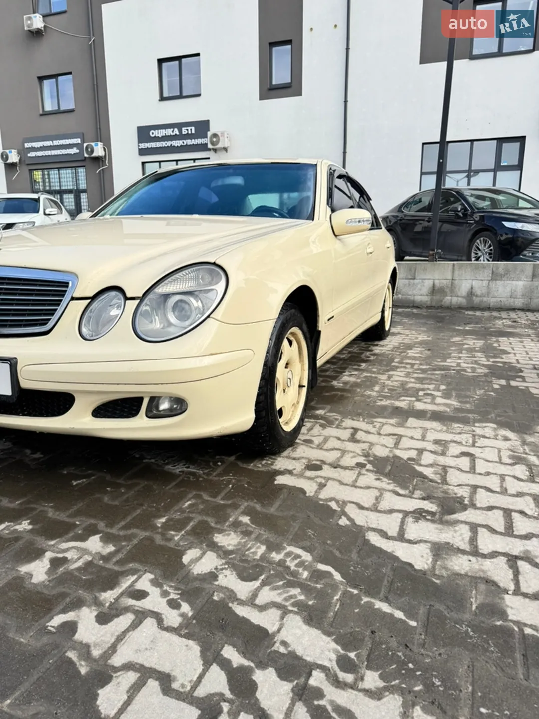 Mercedes-Benz E-Class, 2004