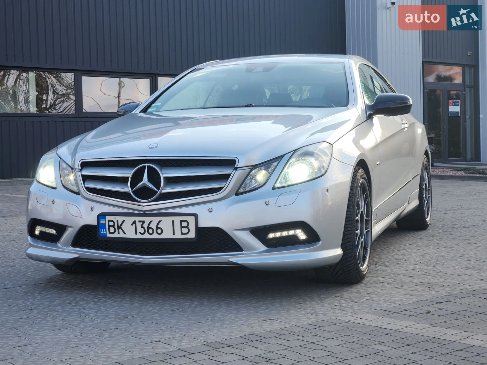 Mercedes-Benz E-Class, 2009